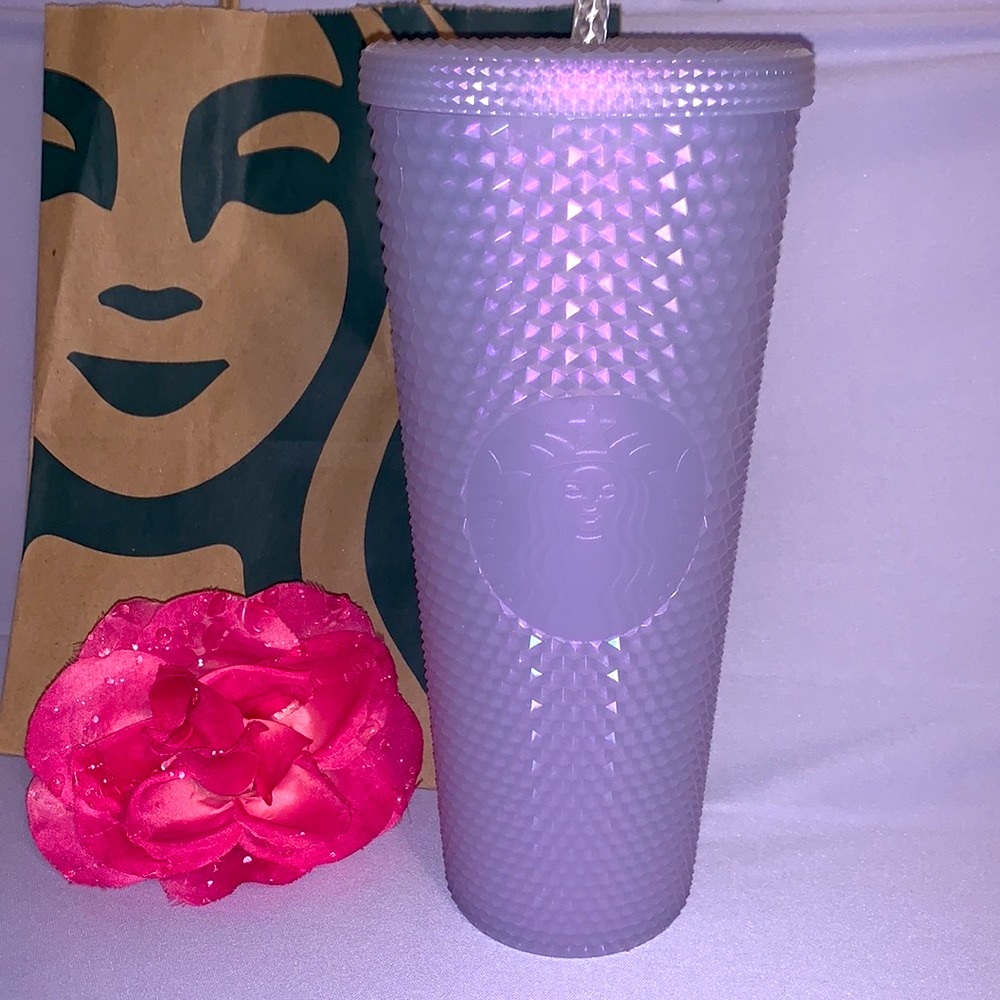 Starbucks Studded Iridescent Icy White Snow Venti Tumbler. Holiday 2021. NWT
